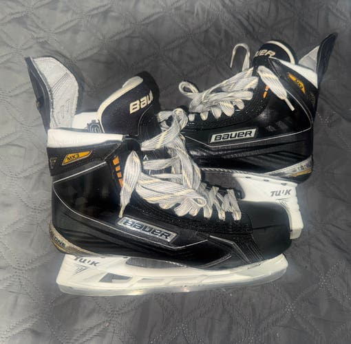 2014 Bauer Supreme MX3 Hockey Skates Regular Width 9 (Used)