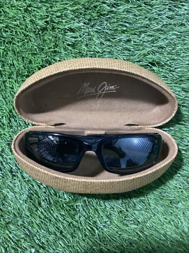 Maui Jim Stingray MJ 103-02 Sunglasses With Case