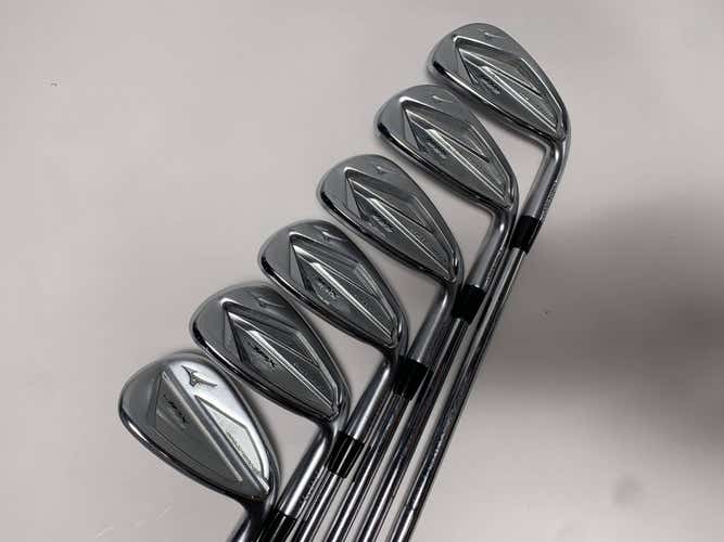 Mizuno JPX 923 Hot Metal Iron Set 6-PW+GW KBS Tour Lite Stiff RH Midsize Grips