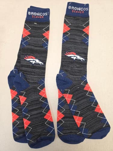 ST49 Mens NFL DENVER BRONCOS Lot of 2 Crew Socks LARGE 8-13 New