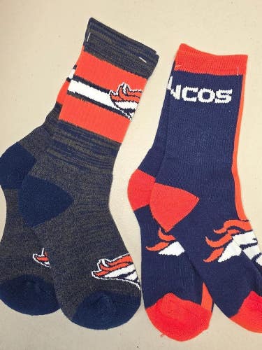 ST39 Mens NFL DENVER BRONCOS Lot of 2 Crew Socks MEDIUM 5-10 New
