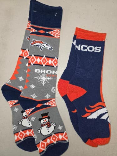 ST70 Mens NFL DENVER BRONCOS Lot of 2 Crew Socks MEDIUM 5-10 New