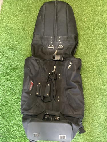 Datrek Golf Soft Padded Travel Bag With Wheels