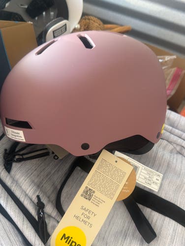 Unisex Small Smith MIPS rodeo Helmet (New)
