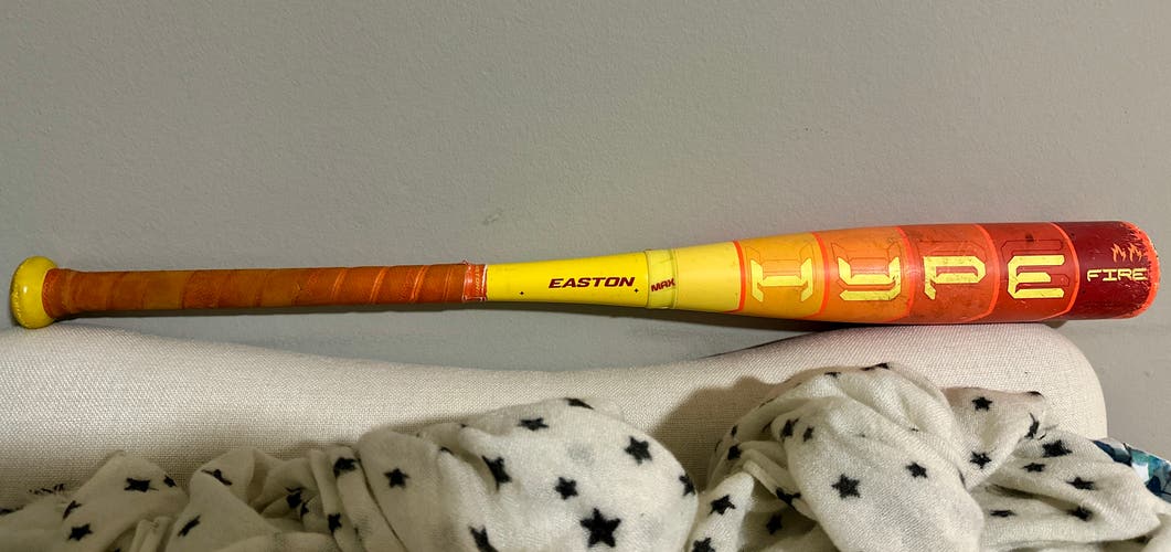 2025 Easton Hype Fire Composite USABat Certified Bat (-10) 18 oz 28" (Used)