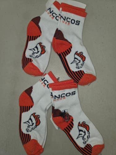 ST74 YOUTH 1-3 NFL DENVER BRONCOS Lot of 4 Crew Socks New
