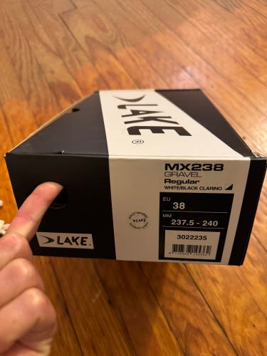 White Women's Cycling Shoes (New)