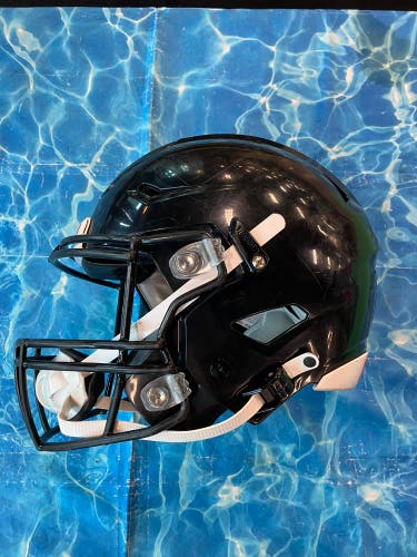 Youth Large Riddell SpeedFlex Helmet (Used)