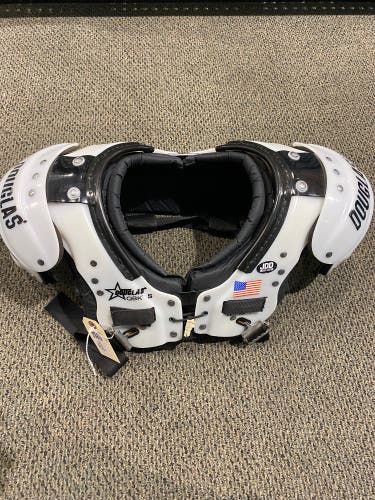 Small Adult Douglas QBK Shoulder Pads (Used)
