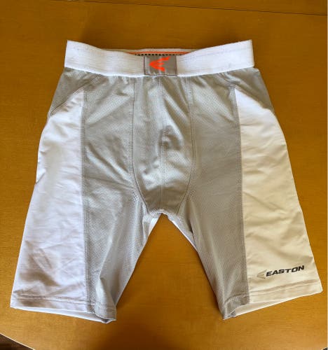 White Large/Extra Large Boys Easton Compression (Used)