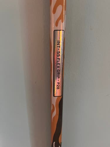Intermediate CCM FT9 Pro Left Hand Hockey Stick P28 55 Flex (Used)