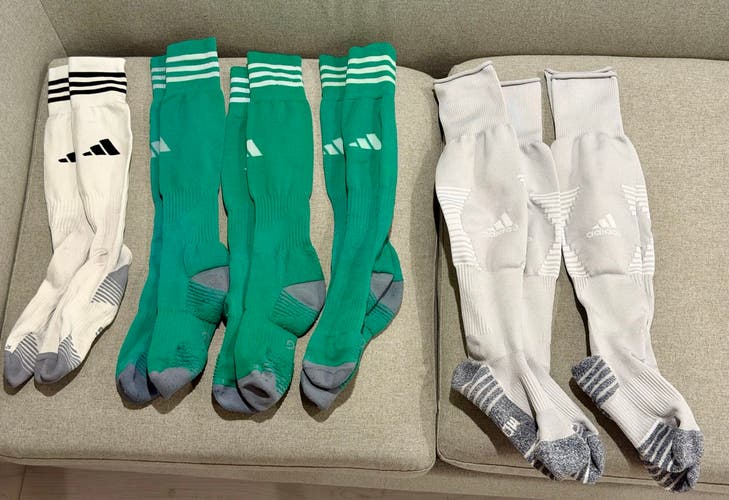 6 Pair Mens Adidas Soccer Socks 4 Large 2 Medium (Used)