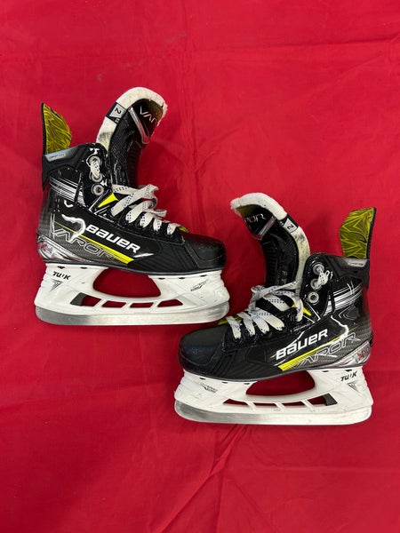 Junior Bauer Vapor X4 Hockey Skates | Size 2EE