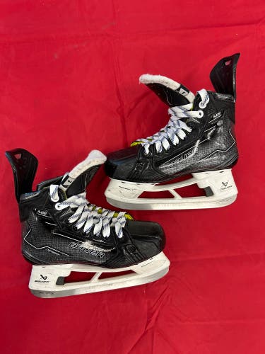 Junior Bauer Supreme M50 Pro Hockey Skates | Size 3EE