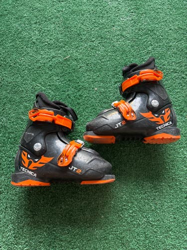 Orange & Black Kid's Tecnica JT2 Ski Boots (Used) | Mondo 18.5 (238mm)