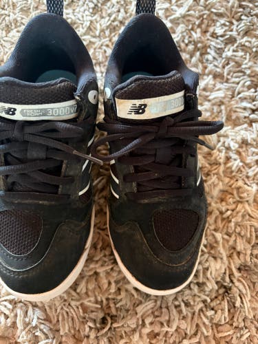 Black Kid's 13K Wides (Little Kids) Youth New Balance 3000v7 Low Top Molded Cleats (Used)
