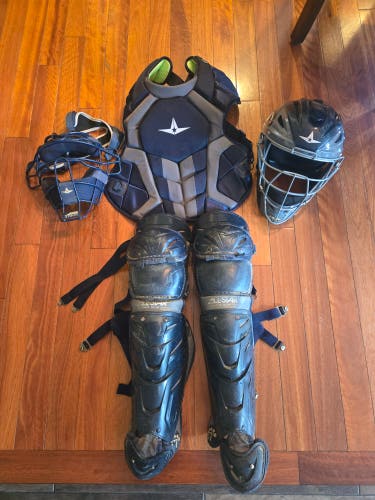 Navy All Star System 7 Axis Catcher's Set WITH BOTH MASKS(Used)