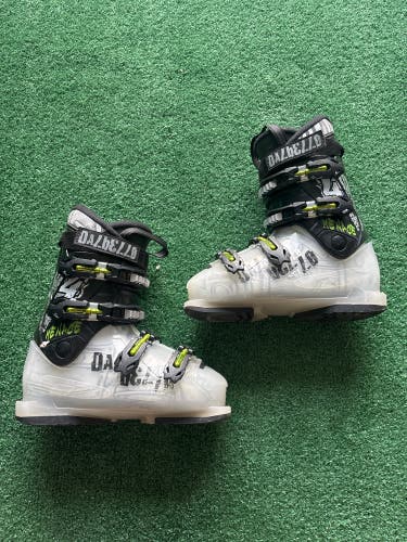 Dalbello Menace 4 Ski Boots (Used) | Mondo 23.5 (279mm)