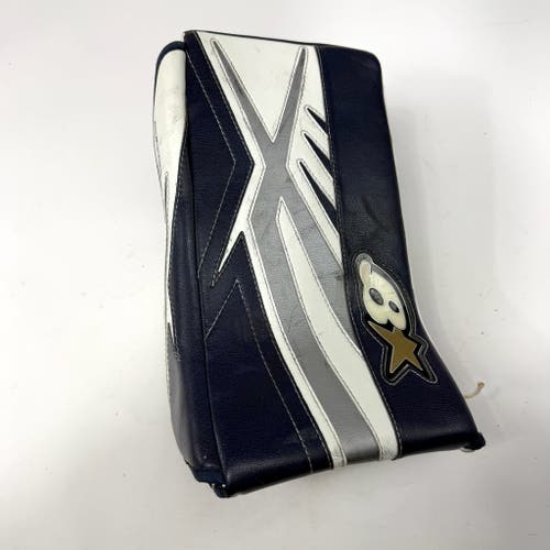 Used Regular Navy/Silver/White Brian's Subzero 7.0 Goalie Blockers | Intermediate |  AB531