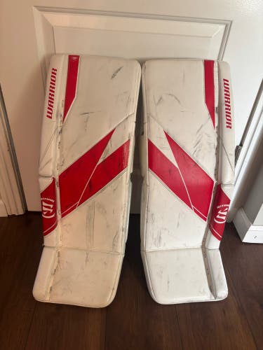 28" 2025 Warrior Ritual G7 Goalie Leg Pads (Used)