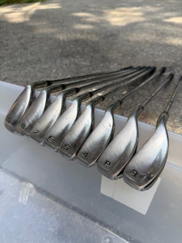 2010 Nike Slingshot Right Handed Iron Set Stiff Flex (8 Clubs) #4 - #9, PW, GW (Used)