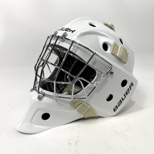 New White Bauer 930 Goalie Mask | Senior Medium/Large | AB535