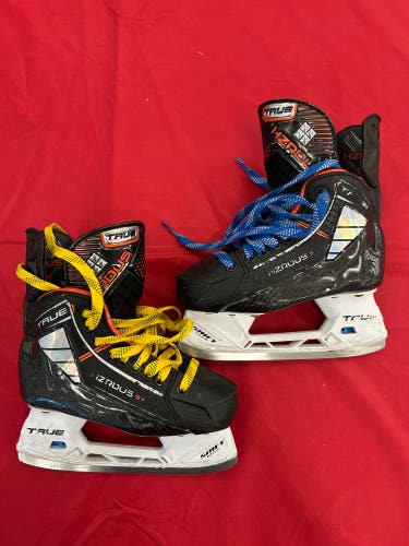 Junior True HZRDUS 9x Hockey Skates | Size 1