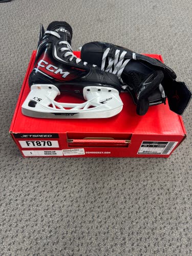 CCM JetSpeed FT870 Hockey Skates Size 1 (New)