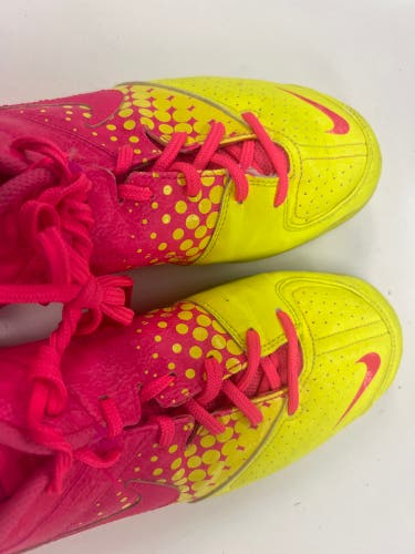 Pink Men's Size M 11.0 (W 12.0) Adult Nike Shoes (Used)