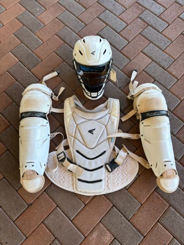White Intermediate Easton Jen Schro The Very Best Catcher's Combo