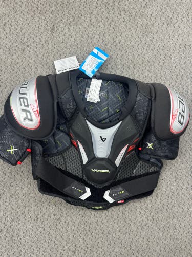 Men's Large Senior Bauer Fly 40 Shoulder Pads (New)