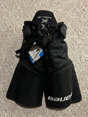 New Bauer Vapor X-W Hockey Pants - Women’s Medium NWT