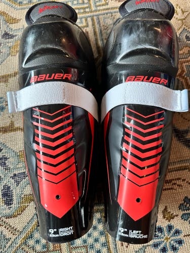 Youth Bauer Lil Sport 9" Shin Pads (Used)
