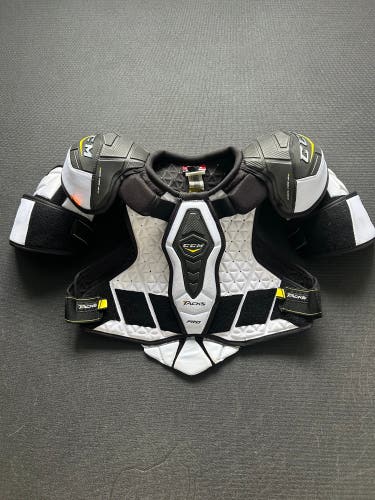 Men's Medium Senior CCM SuperTacks Shoulder Pads (New)