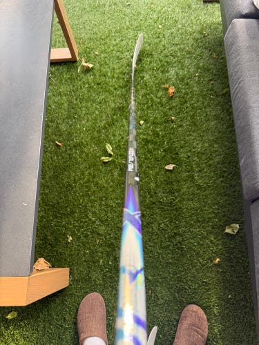 Senior Bauer Vapor Flylite Left Hand Hockey Stick 70 Flex (Used)