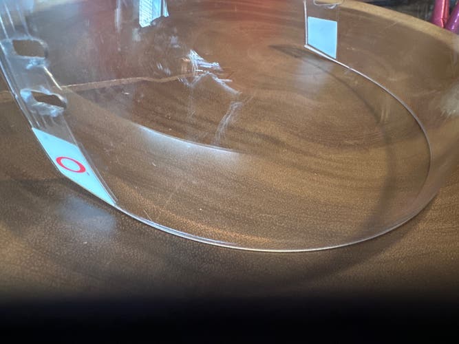 Medium Oakley Straight Cut Visor (Used)