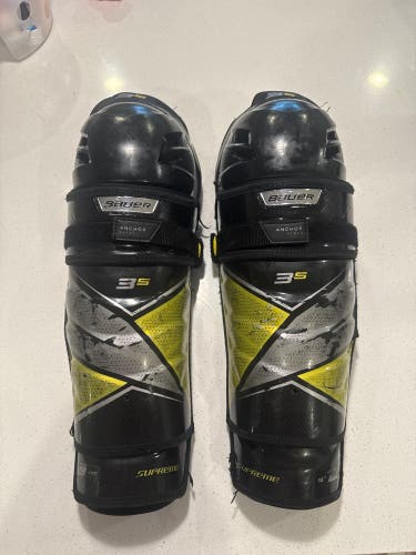Senior Bauer Supreme 3S 16" Shin Pads (Used)