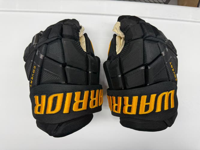 Warrior Covert QR6 Gloves 13" Pro Stock (Used)