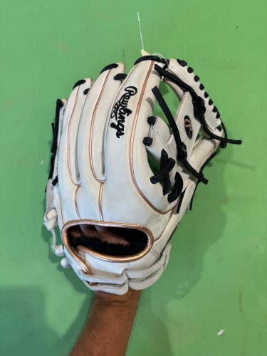 Rawlings Liberty Advanced RH Infield Softball Glove 12"