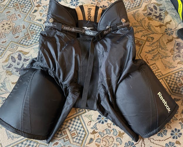 Junior Large Reebok SC4 87 Hockey Pants (Used)
