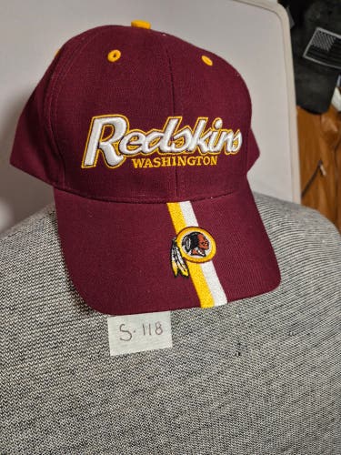 Red Adult Unisex One Size Fits All Hat (New)