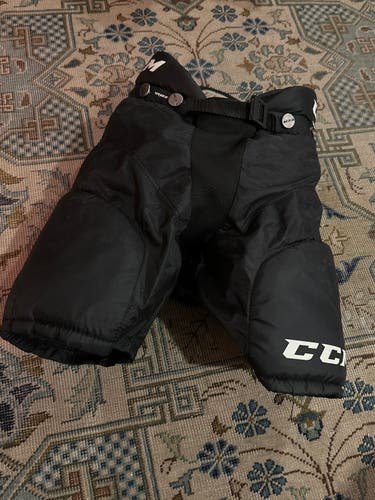 Youth Medium CCM Hockey Pants (Used)