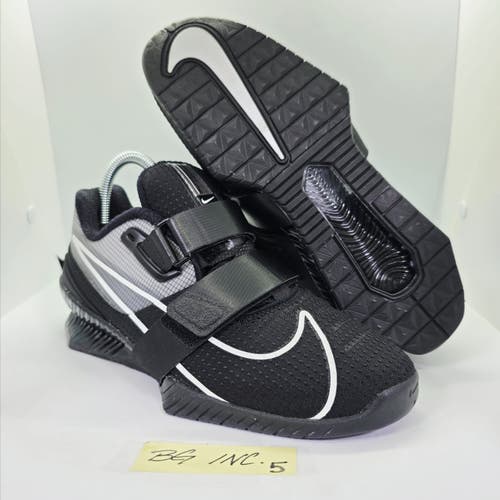 Nike Romaleos 4 Weightlifting Black/Wht Men's sz 7.5 / Women sz 9 NEW CD3463-010