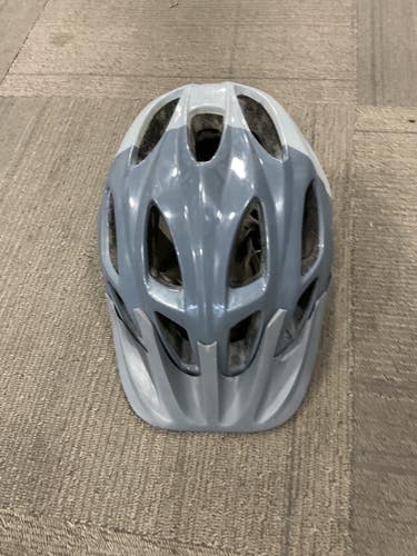 Used Bell ADULT HELMET Bike Helmet Grey LG 11614-S000243637