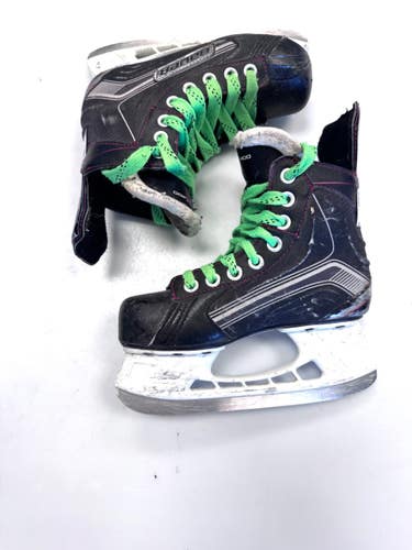 Used Bauer X400 Junior Hockey Skate Junior 01 11860-S000315207