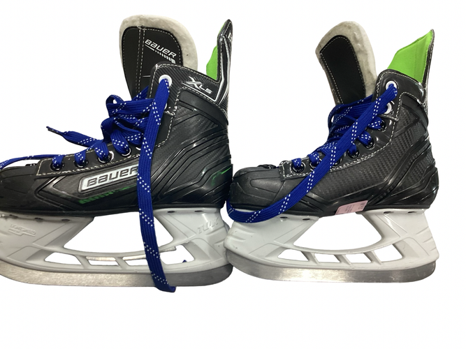 Used CCM X-LS Junior Hockey Skate Junior 02 11613-S000189353