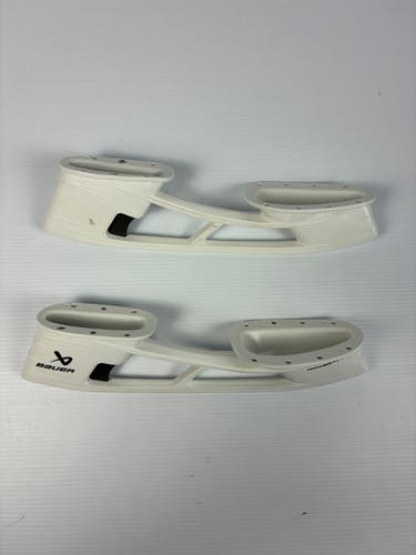 Used 272 mm Bauer PowerFly Holder Set