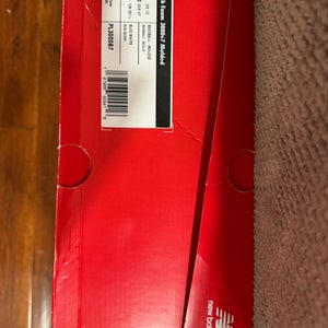 Blue Men's Size M 12.5 (W 13.5) Adult New Balance Molded Cleats Cleats (Used)