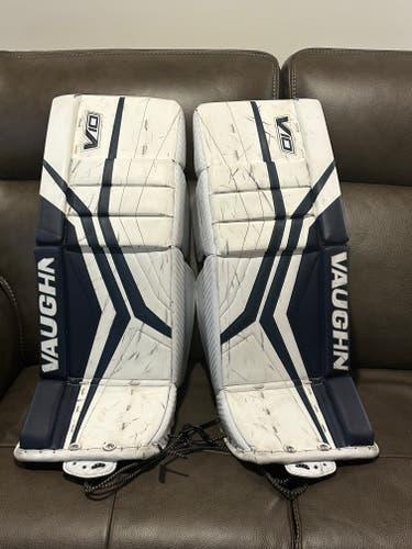26+2” Vaughn V10 Jr Goalie Leg Pads (Used)