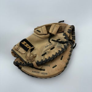 SSK Medal Series RH Catcher's Baseball Glove 33" (Used)